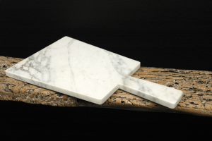 Planches battledore Ateliers Sansone en marbre blanc ambiance