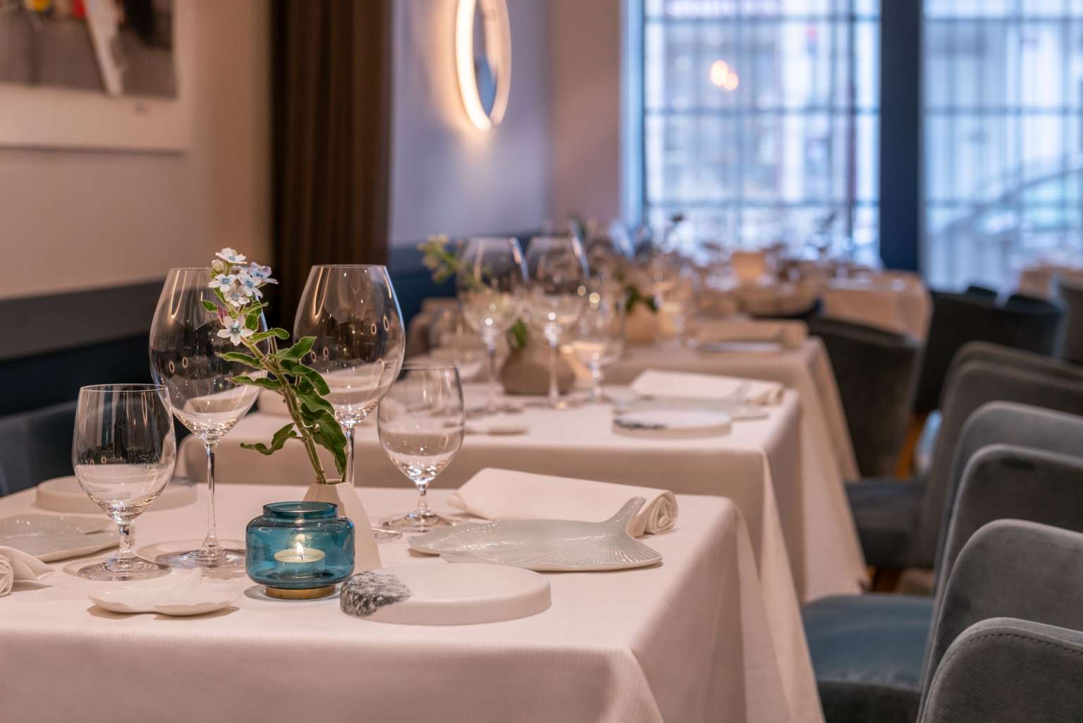 reception room l'Axel Restaurant Dining Room